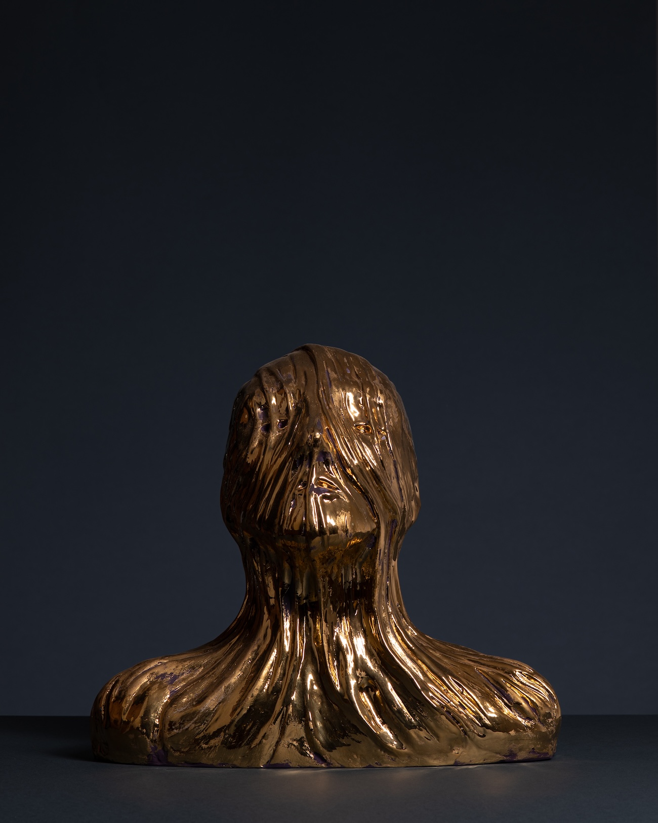 Mističan čovek gold 1 - full size