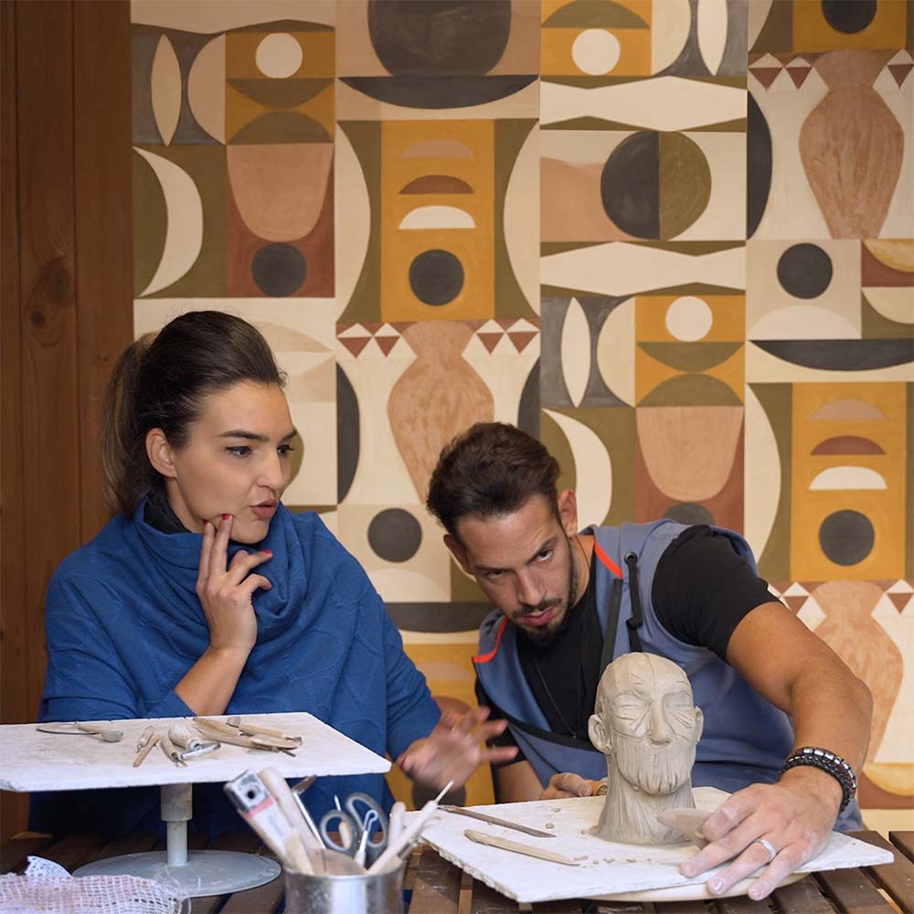 Renomearte - Aleksandar Brzaković i Sanja - keramika, vajanje, skulpture, heroji modernog doba, ručni rad o nama